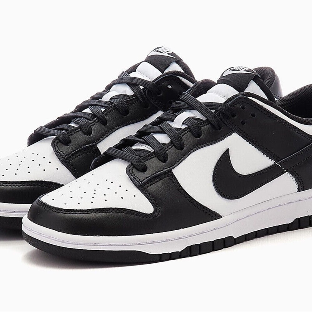 Nike Dunk Low Pandas
